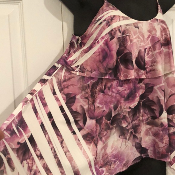 Beautiful Woman’s spaghetti strap Top sz M. (W1) - Picture 3 of 6